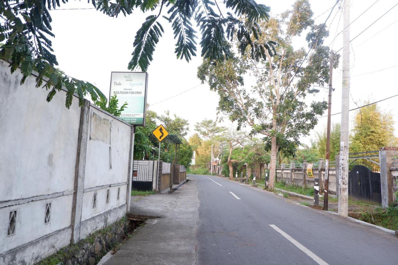 Reddoorz At Bale Eja Syariah Senggigi Apartment Montongbuwoh Exterior photo